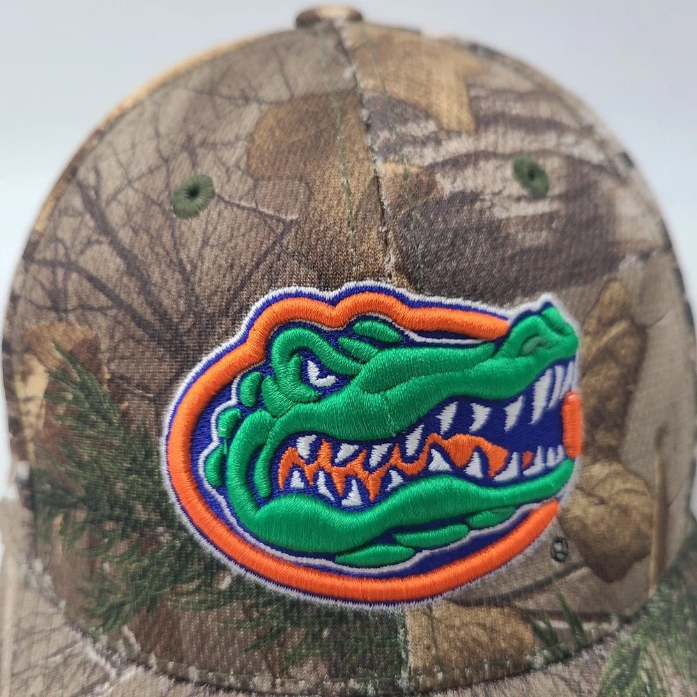 Florida Gators Hat Fitted (Seems M-L) Top of the World Camo Brown Green NCAA Men